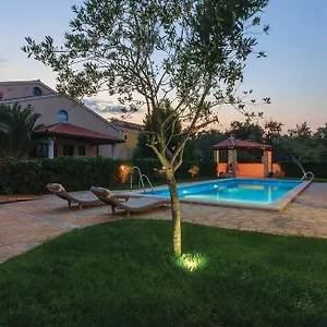 Oliva Apartment Banjole